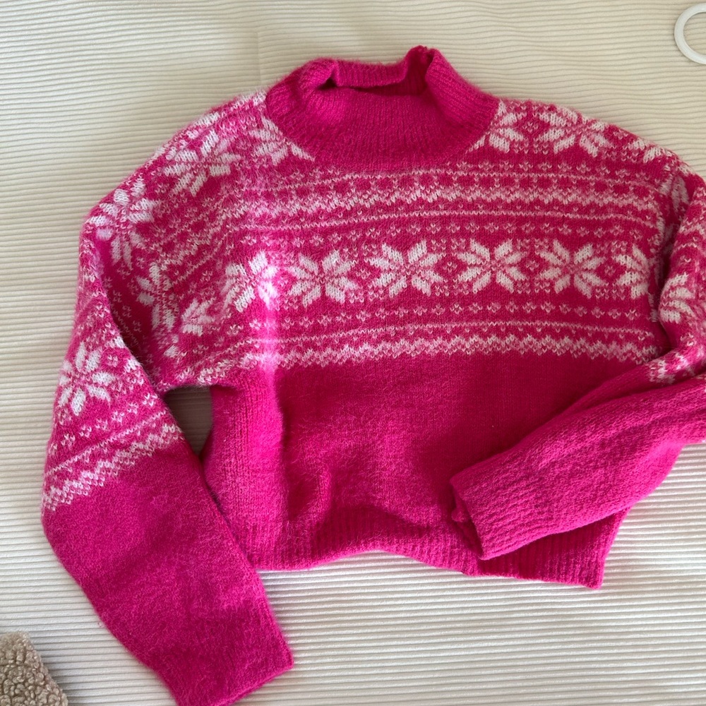 Pink Patterned Women's Sweater